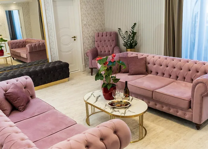 Queen Hotel